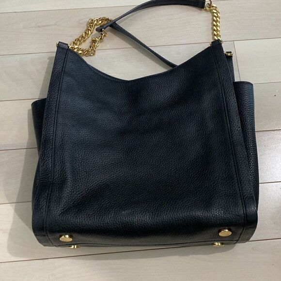 Michael Kors Women's Chain Detailed Strap Newbury Shoulder Bag Black - Picture 1 of 8